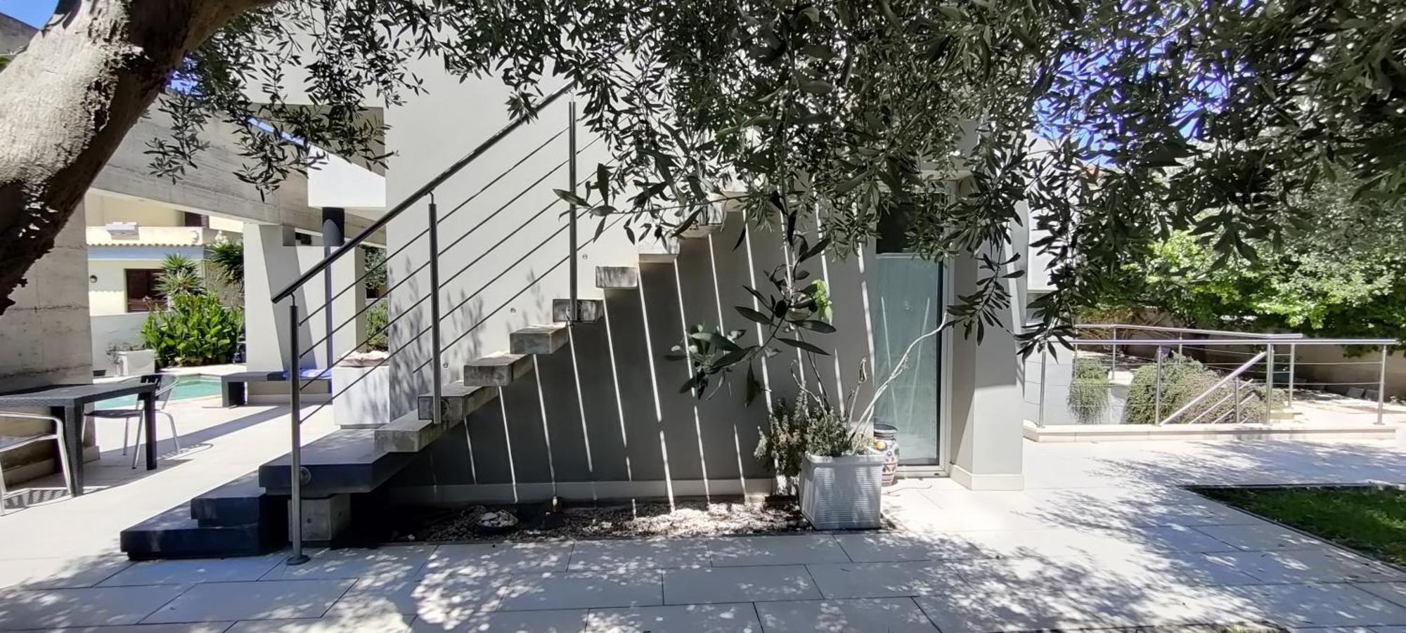 Art House Quartu - Margine Rosso Bed & Breakfast Quartu SantʼElena Exterior foto