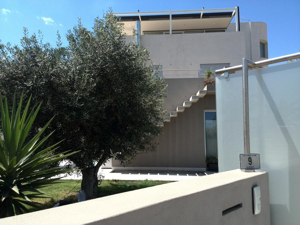 Art House Quartu - Margine Rosso Bed & Breakfast Quartu SantʼElena Exterior foto