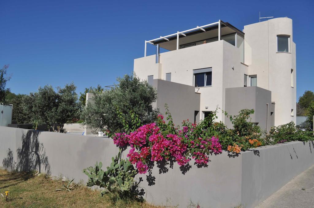 Art House Quartu - Margine Rosso Bed & Breakfast Quartu SantʼElena Exterior foto